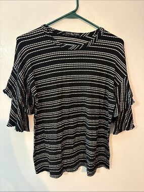 Kim & Cami Black & White Striped Short Sleeve Tee size Large